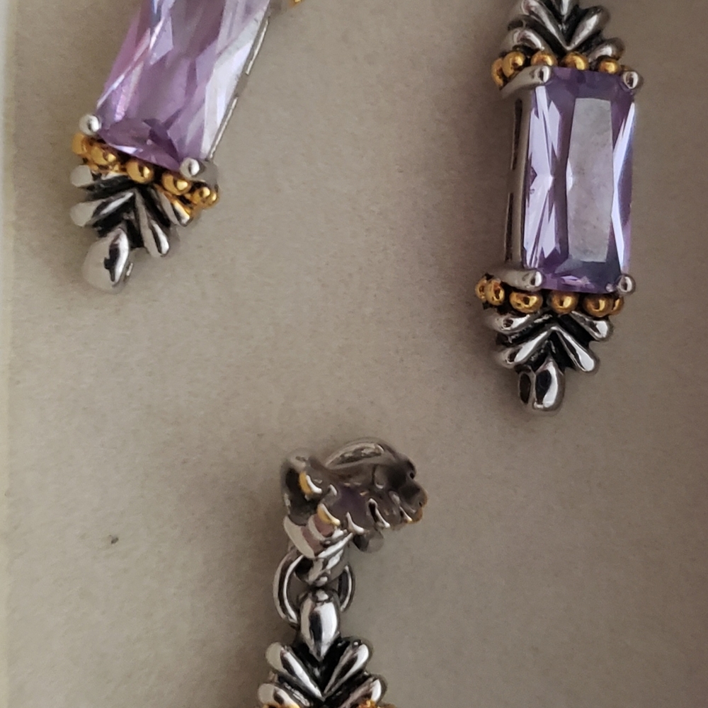 Earings and Pendant